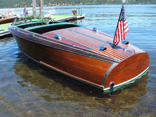 Feet Chris Craft Deluxe Runabout Barrel Back Antique