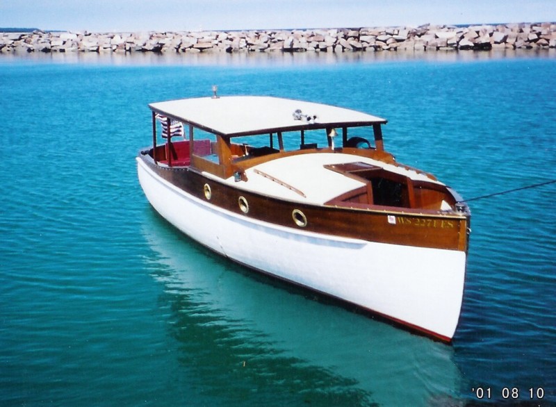 30 Feet 1947 Wilbur Ketchum Picnic Launch 29285 Antique Boat America