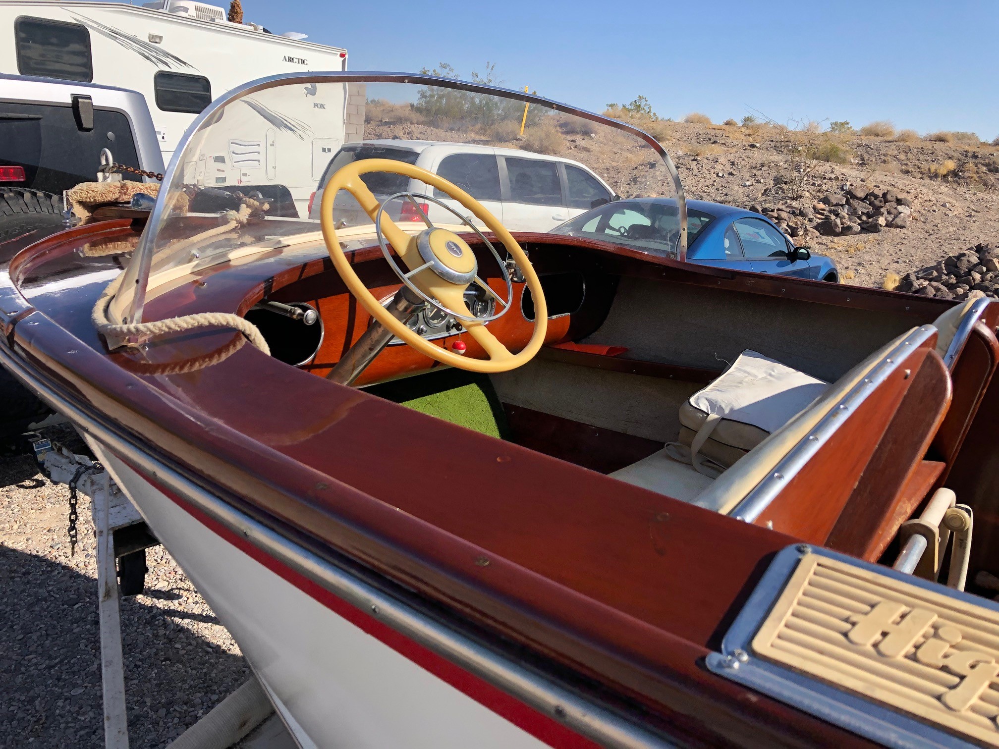17 Feet 1956 Higgins Speedster - 41785 | Antique Boat America
